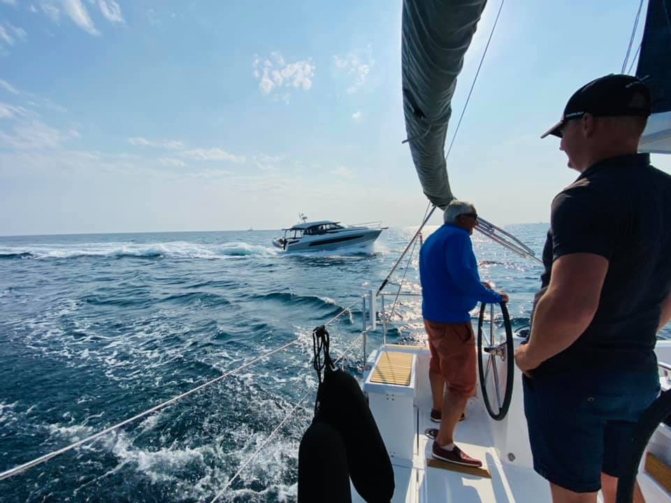 Livraison d'un Oceanis 38.1 aux Sables d'Olonne